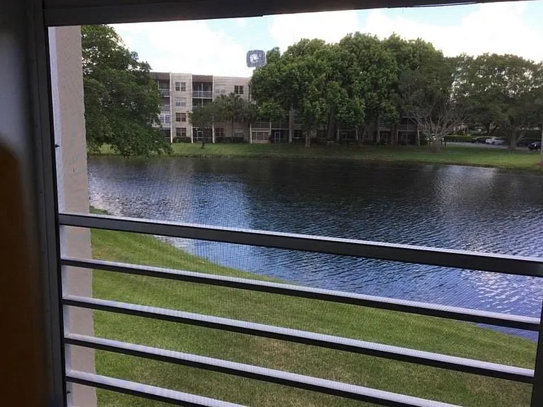 9330 Lagoon Pl #205 — Photo 7