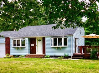 4 Greenway St, Hazlet, NJ 07730