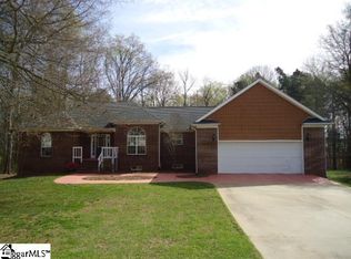 137 Sunshine Dr, Simpsonville, SC 29681
