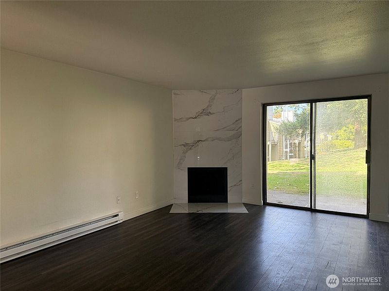3rd image of 2020 Grant Avenue S #J102