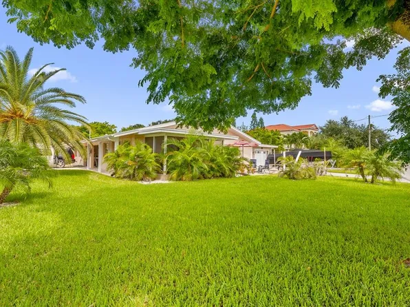 210 21st Ave, Indian Rocks Beach, FL 33785