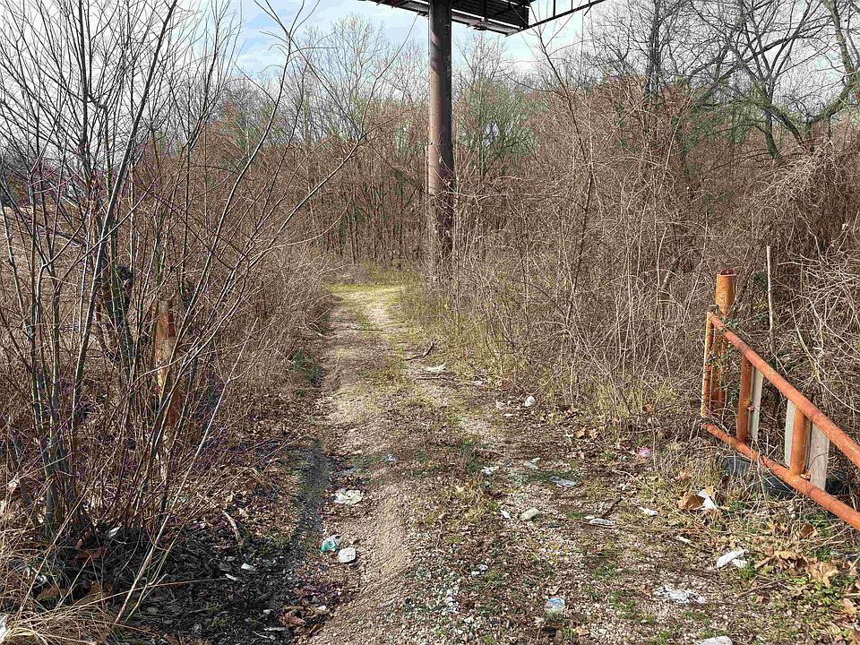 2nd image of 0 S 3rd St