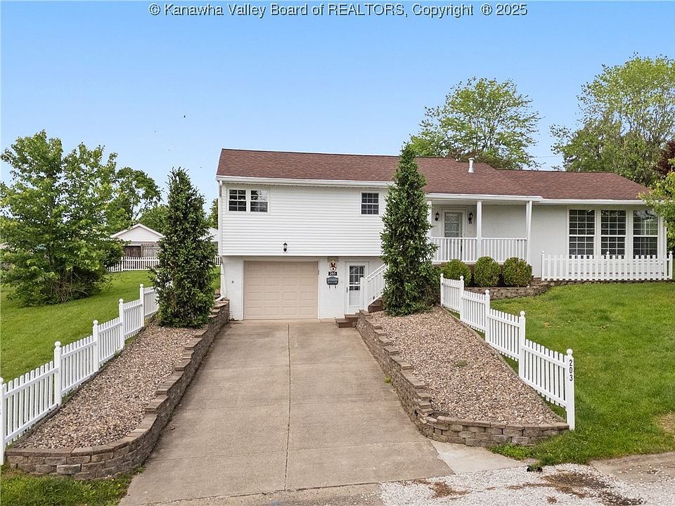 1st image of 203 Melrose Dr