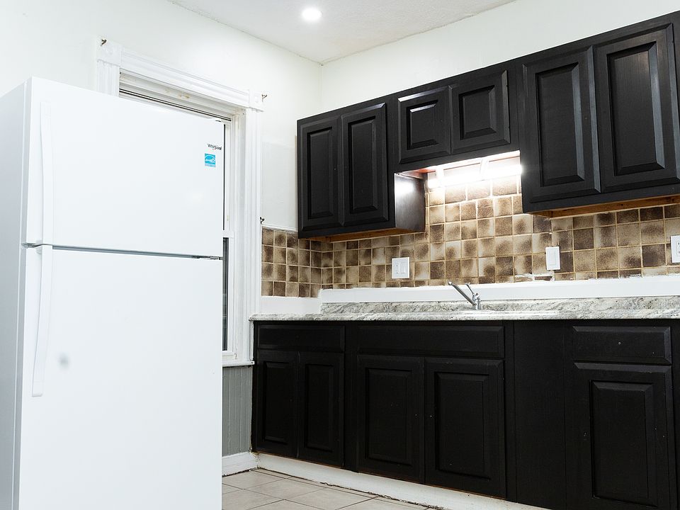 1st image of 35 Juliette St APT 1
