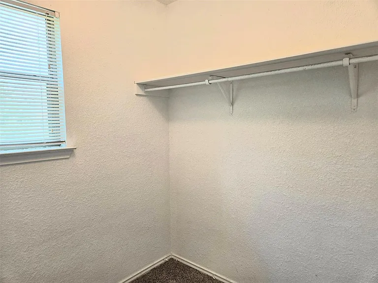 161 Beech Dr — Photo 15