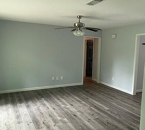 5th image of 232 W Willwood Dr