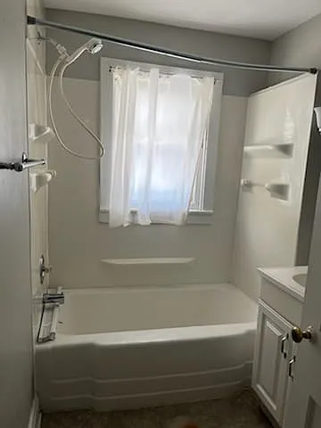1 bed, 800 sqft, $1,500 — Photo 3