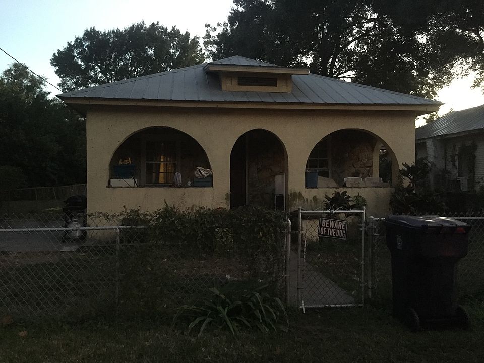 1st image of 3105 E 9th Ave