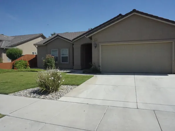 1513 Greenwich Dr, Los Banos, CA 93635
