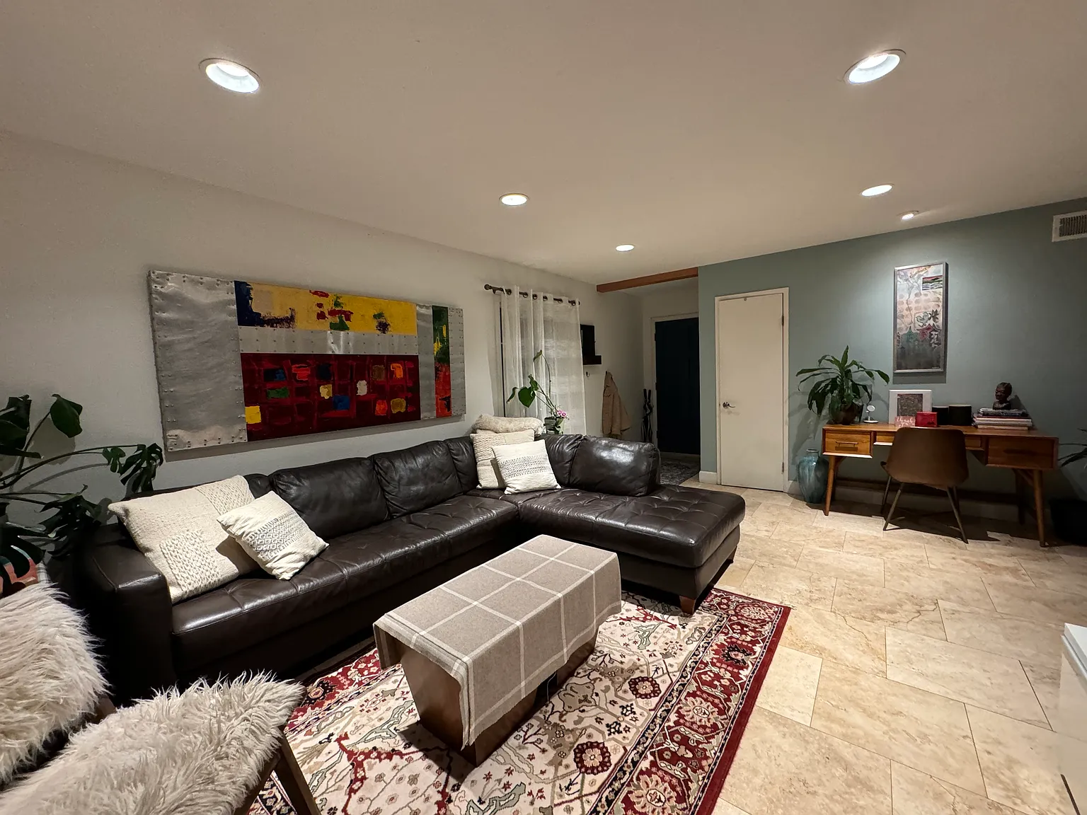 2 bed, 955 sqft, $4,600 — Photo 1