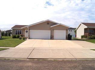 4507 E Calgary Ave, Bismarck, ND 58503