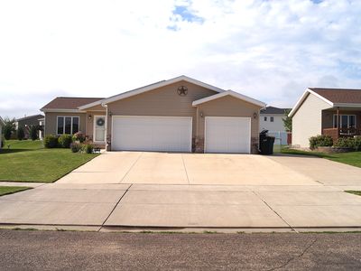 4507 E Calgary Ave, Bismarck, ND, 58503