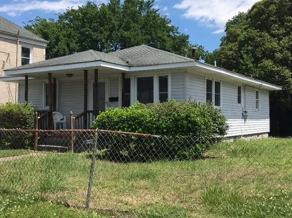 2517 Chestnut St, Portsmouth, VA 23704