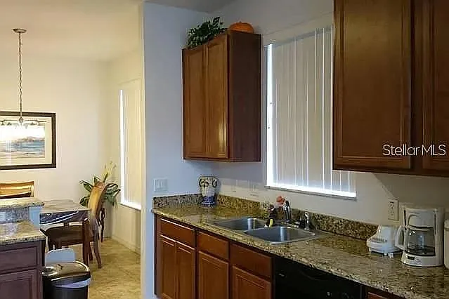 1001 Tourmaline Dr — Photo 11