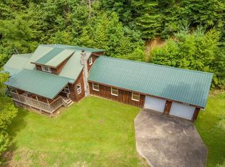 514 Crabtree Rd, Spruce Pine, NC 28777