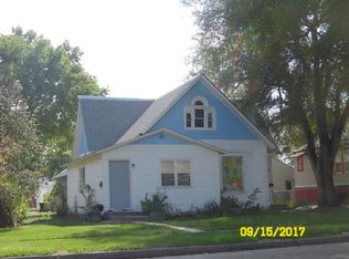 908 1/2 W 3rd St, North Platte, NE 69101