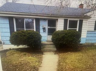 4411 Greenlawn Dr, Flint, MI 48504