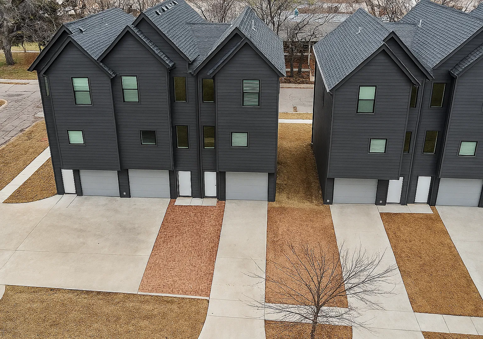 Draper Row — Photo 2