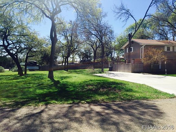 3rd image of 1 Ridgewood Dr