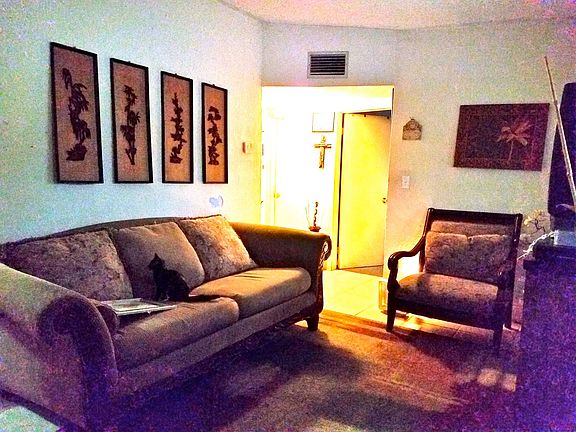 4th image of 545 NW 8th St