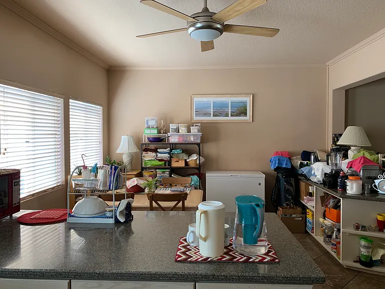 612 N Pageant Dr — Photo 7