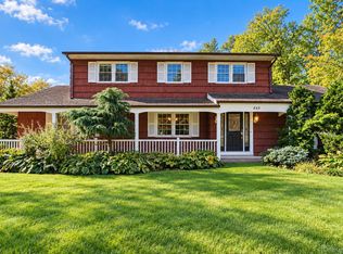 845 Park Avenue, Huntington, NY 11743