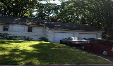 2nd image of 70 Colonial Rd