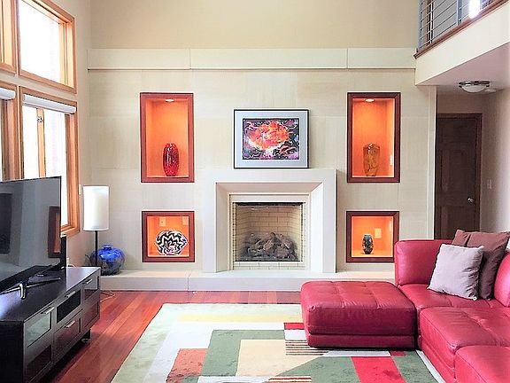2nd image of 675 Manorwood Ln