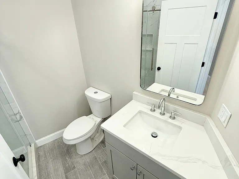 2 Beach Rd #1 — Photo 5