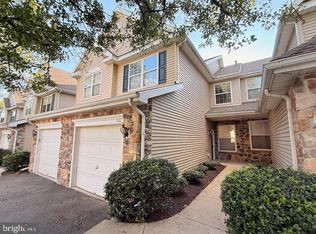102 Country Ln, Morgantown, PA 19543