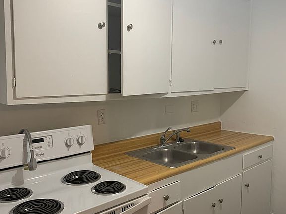 5th image of 426 E 13th Ave APT B