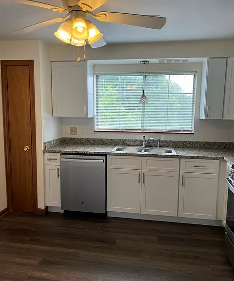 182 Chenango Ave #6 — Photo 25