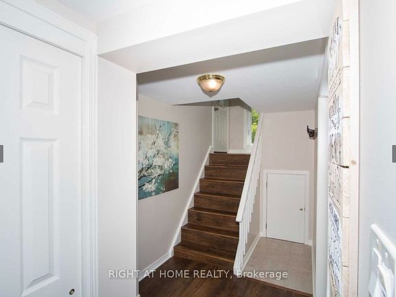 4th image of 89 Monkswood Cres