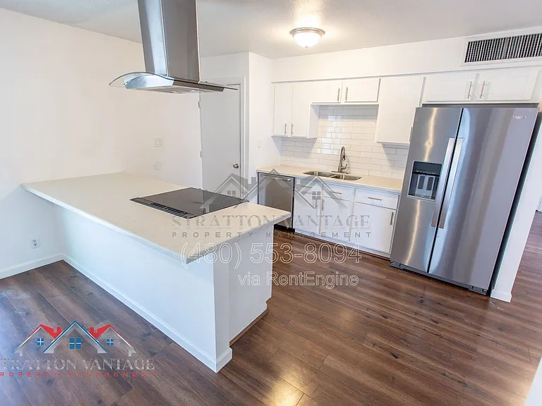 2602 W Columbine Dr — Photo 2