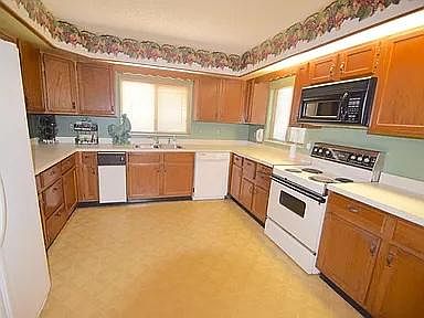 5th image of 3458 Trevino Cir