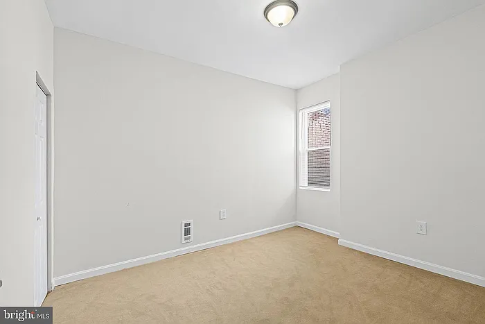 2800 Woodbrook Ave — Photo 10