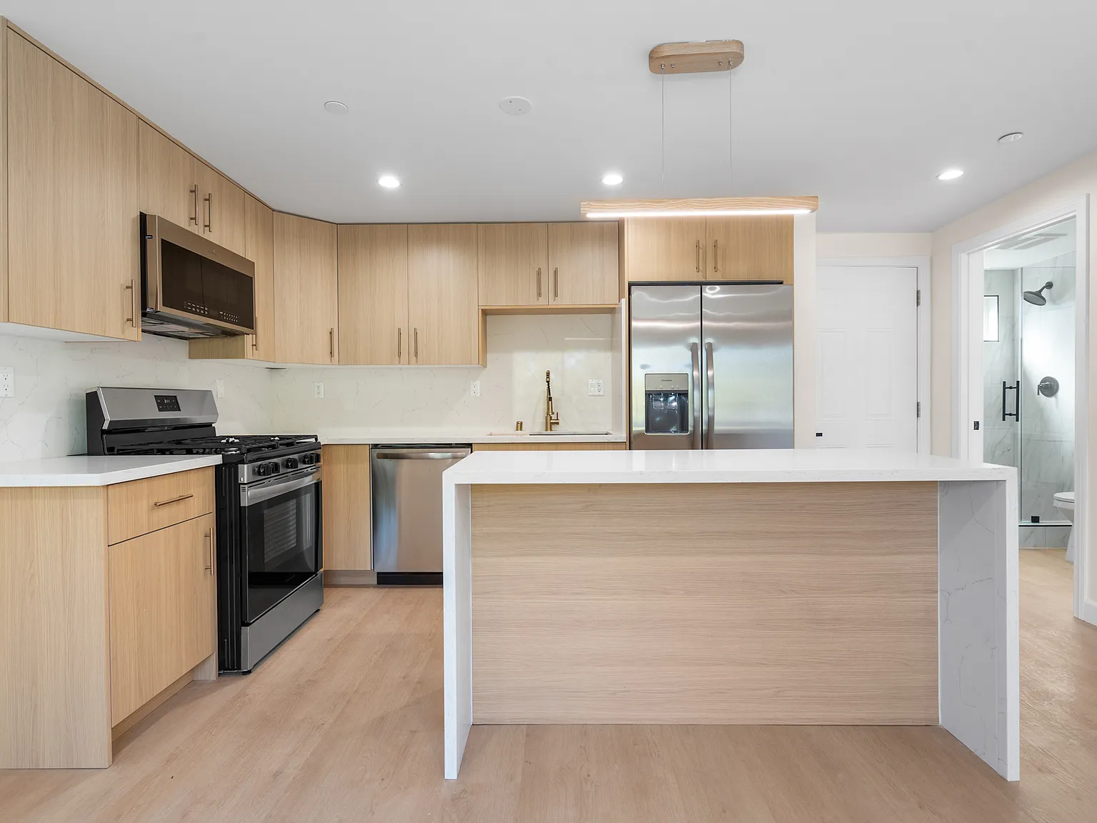 1 bed, 650 sqft, $2,700 — Photo 2