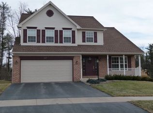 107 Barrens Ct, Port Matilda, PA 16870