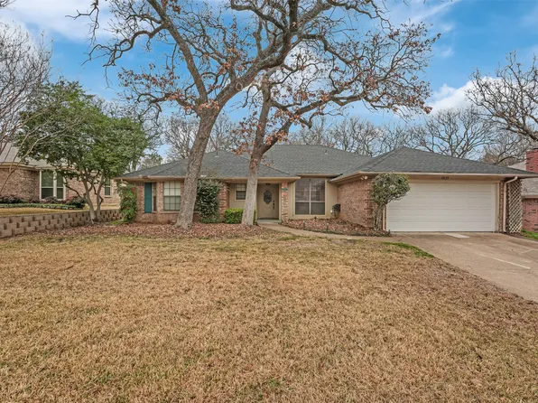 6829 Inwood Dr, North Richland Hills, TX 76182