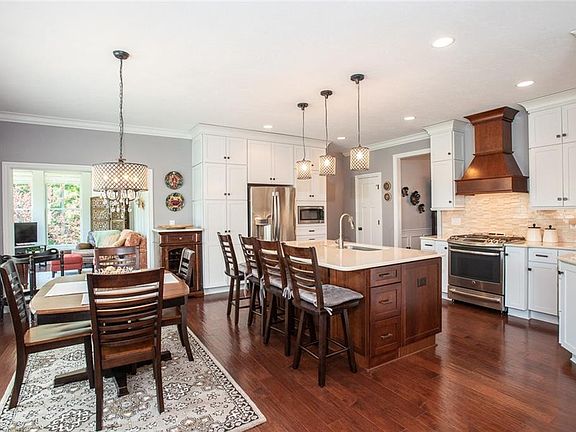 3rd image of 13491 Prescott Ln
