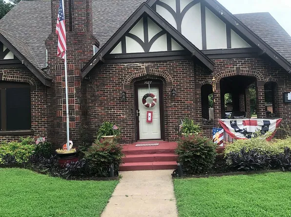 1027 S 8th St, Chickasha, OK 73018