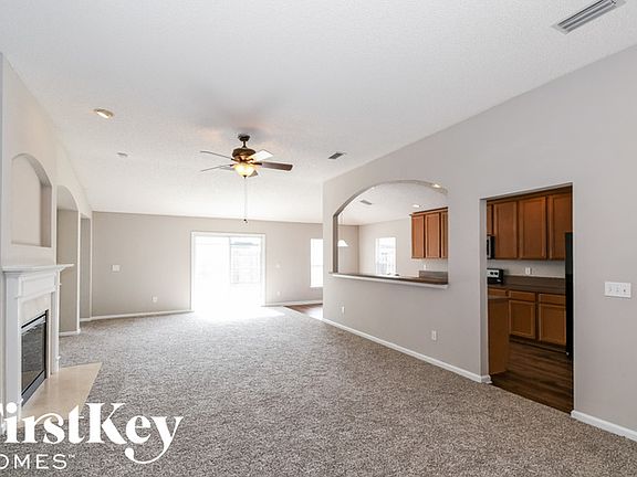4th image of 6446 Silk Leaf Ln