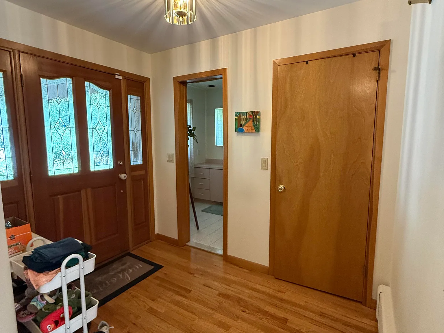 3 bed, 2.5 bath, 2320 sqft, $5,575 — Photo 4