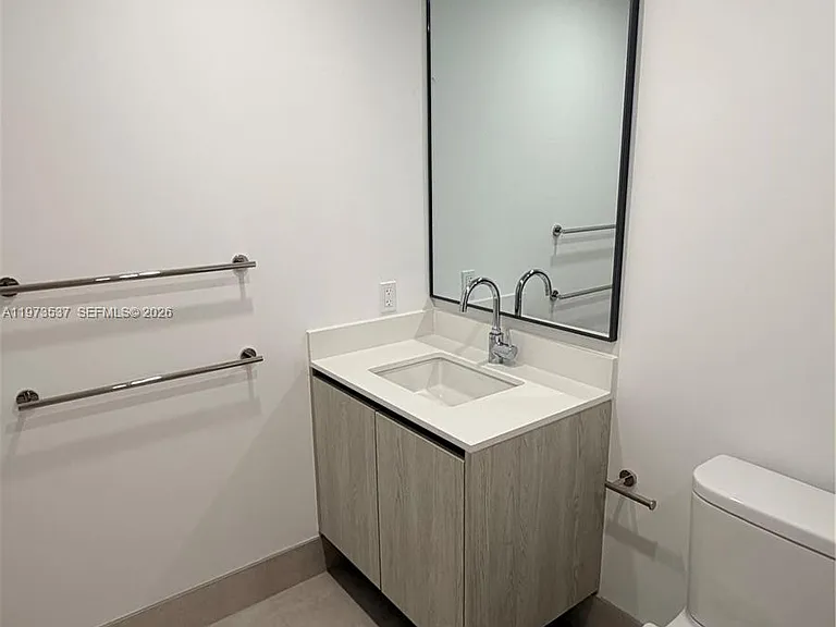 9201 E Bay Harbor Dr #309 — Photo 23