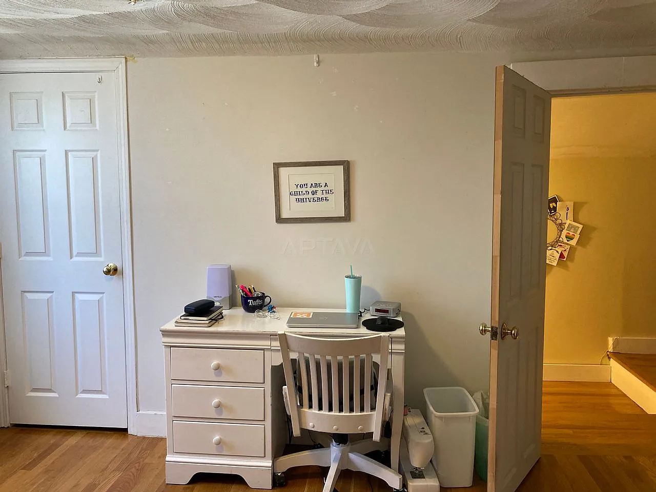Spring Hill / Kirkland/Harvard / Porter Square area, 2 bedroom, 1 bathroom apartment — Photo 1