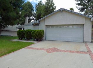 29647 Grandifloras Rd, Santa Clarita, CA 91387