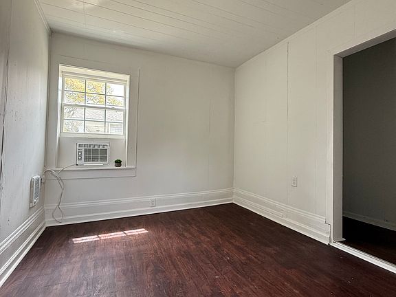 5th image of 3144 Ross Ave