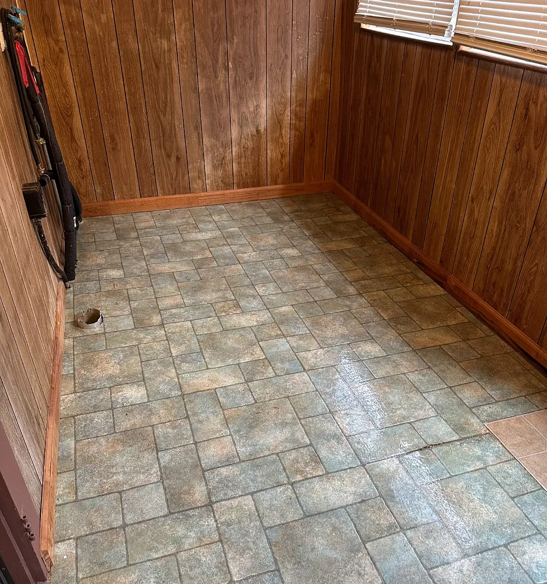 2 bed, 880 sqft, $1,300 — Photo 4