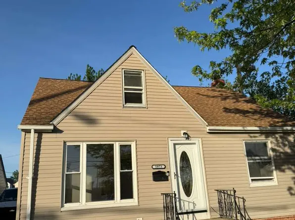 5973 Turney Rd, Garfield Heights, OH 44125