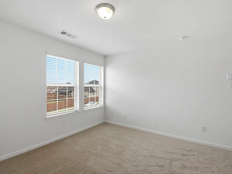 5108 Noland Dr — Photo 47